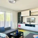 Διαμέρισμα Design *